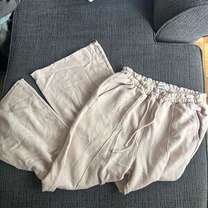 Women's Tan Sweatpants